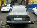 Mercedes-Benz E 230 1991 года за 1 300 000 тг. в Алматы – фото 4