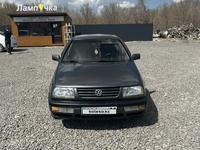 Volkswagen Vento 1994 года за 1 580 000 тг. в Караганда