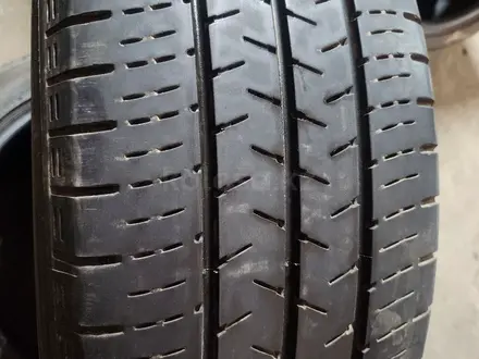 Летнюю бу шину из Японии в хорошем состоянии. Размер 215/60/17 за 30 000 тг. в Алматы – фото 2