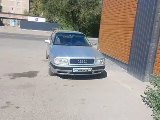 Audi 80