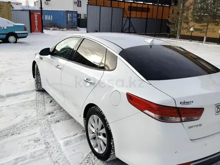 Kia Optima 2017 года за 6 200 000 тг. в Актобе – фото 4