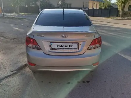 Hyundai Accent 2013 года за 4 000 000 тг. в Астана – фото 2
