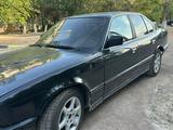 BMW 520 1992 года за 600 000 тг. в Балхаш – фото 2
