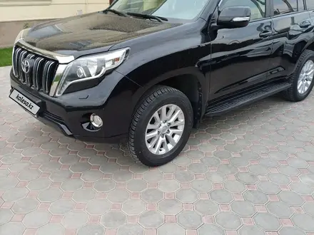 Toyota Land Cruiser Prado 2016 года за 19 300 000 тг. в Алматы – фото 6