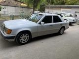 Mercedes-Benz E 220 1993 годаүшін1 700 000 тг. в Шымкент – фото 2