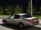 Toyota Camry 1997 года за 3 000 000 тг. в Семей – фото 5