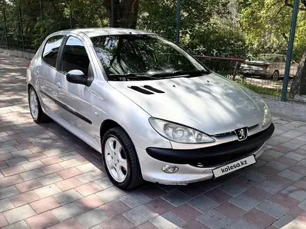 Peugeot 206 2004 годаүшін1 700 000 тг. в Алматы – фото 3