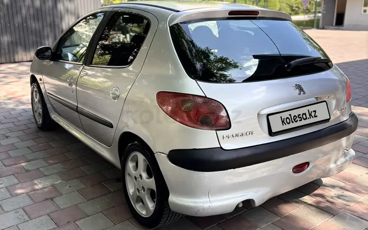 Peugeot 206 2004 годаүшін1 700 000 тг. в Алматы