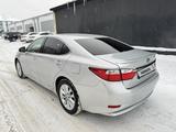 Lexus ES 300h 2014 года за 12 200 000 тг. в Астана – фото 4