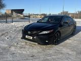 Toyota Camry 2019 годаүшін9 800 000 тг. в Актобе – фото 4