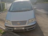 Volkswagen Sharan 2003 года за 3 000 000 тг. в Уральск