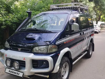 Mitsubishi Delica 1995 года за 3 800 000 тг. в Алматы – фото 2