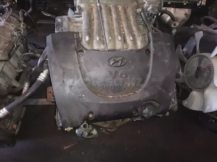 Двигатель g6ba 2.7 литра Hyundai santa fe за 35 000 тг. в Алматы