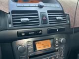 Toyota Avensis 2004 года за 3 500 000 тг. в Астана – фото 5