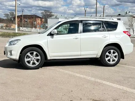 Toyota RAV4 2011 года за 9 500 000 тг. в Караганда – фото 2