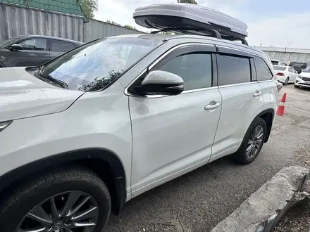 Toyota Highlander 2015 года за 15 700 000 тг. в Алматы