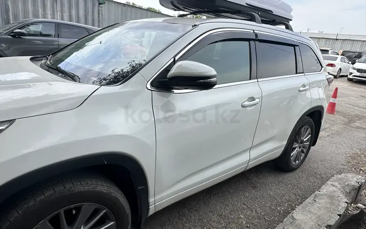 Toyota Highlander 2015 года за 15 700 000 тг. в Алматы