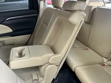 Toyota Highlander 2015 года за 15 700 000 тг. в Алматы – фото 7