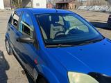 Ford Fiesta 2004 года за 1 700 000 тг. в Алтай – фото 3