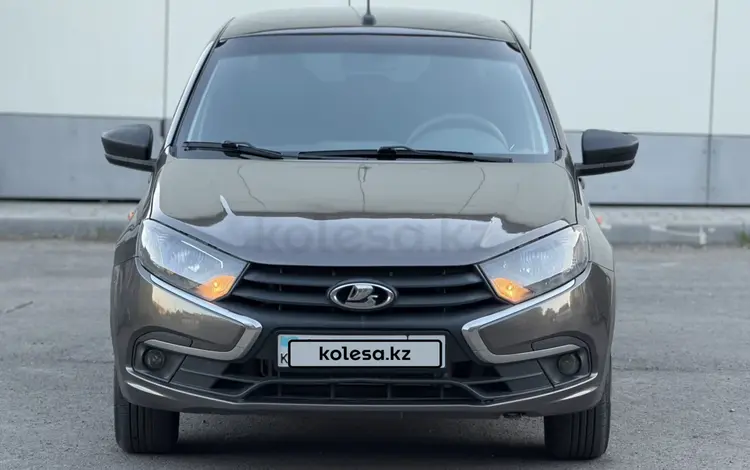 ВАЗ (Lada) Granta 2190 2018 годаүшін2 780 000 тг. в Караганда