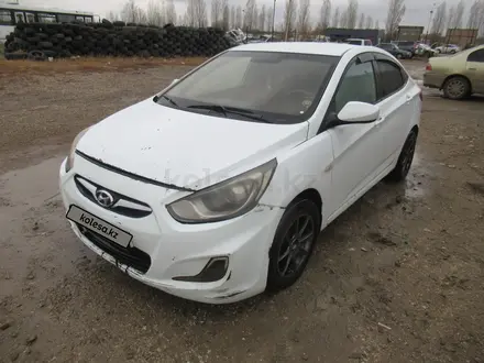 Hyundai Accent 2013 года за 3 363 333 тг. в Актобе – фото 3