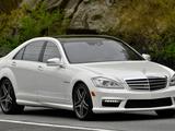 Решетка в бампер Mercedes-Benz W221 6.3 AMG за 20 000 тг. в Алматы – фото 3