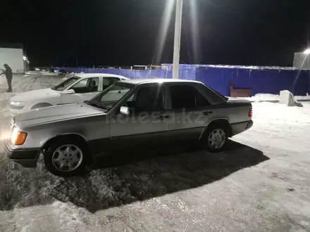 Mercedes-Benz E 230 1990 года за 1 650 000 тг. в Актобе – фото 3