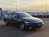 Hyundai Elantra 2023 года за 7 990 000 тг. в Алматы – фото 3