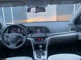 Hyundai Elantra 2018 года за 7 600 000 тг. в Шымкент – фото 4