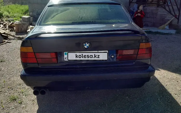 BMW 525 1992 годаүшін1 350 000 тг. в Есик