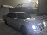 Mercedes-Benz E 230 1996 годаүшін2 200 000 тг. в Алматы