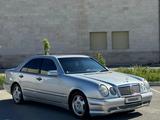 Mercedes-Benz E 55 AMG 1996 года за 3 500 000 тг. в Актобе – фото 3