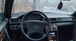 Mercedes-Benz E 230 1989 года за 1 100 000 тг. в Петропавловск – фото 2