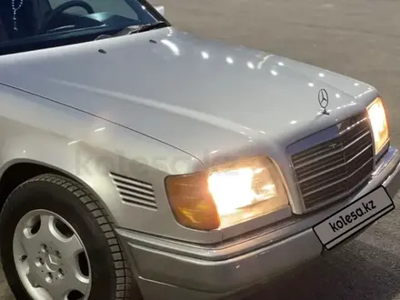 Mercedes-Benz E 300 1994 годаүшін2 600 000 тг. в Шымкент – фото 11