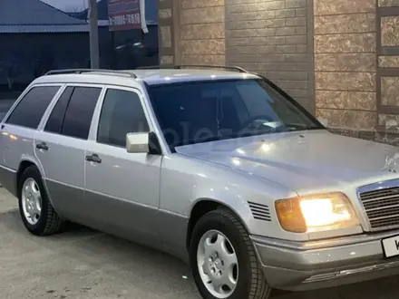 Mercedes-Benz E 250 1994 года за 2 200 000 тг. в Шымкент – фото 8
