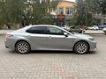 Toyota Camry 2019 года за 9 200 000 тг. в Семей – фото 4