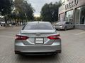 Toyota Camry 2019 года за 9 200 000 тг. в Семей – фото 5