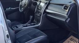 Toyota Camry 2015 года за 6 600 000 тг. в Атырау – фото 5