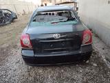 Toyota Avensis 2006 года за 100 001 тг. в Шымкент – фото 4