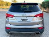 Hyundai Santa Fe 2015 годаүшін6 400 000 тг. в Уральск – фото 4