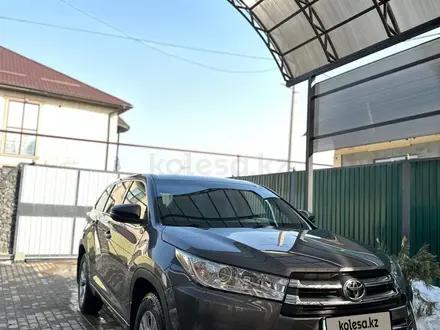 Toyota Highlander 2015 года за 14 000 000 тг. в Алматы – фото 18