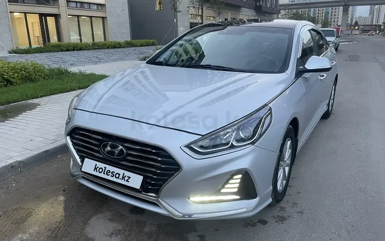 Hyundai Sonata 2019 года за 8 000 000 тг. в Астана