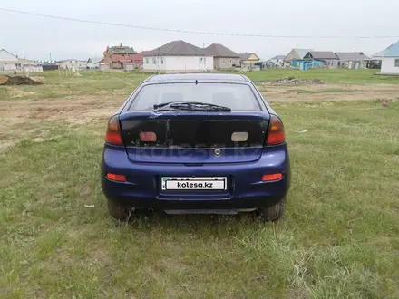 Mazda 323 1995 года за 1 500 000 тг. в Астана – фото 3