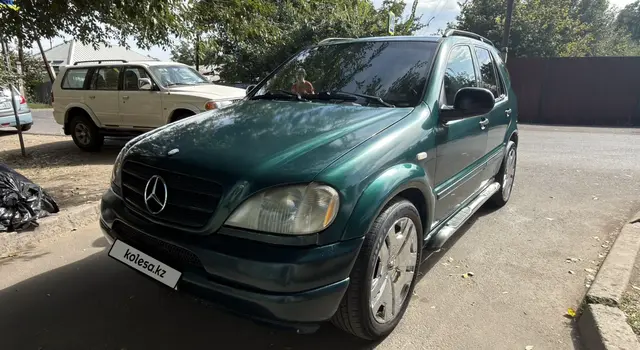 Mercedes-Benz M-Class, 1997