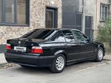 BMW 328 1998 года за 3 950 000 тг. в Алматы – фото 4