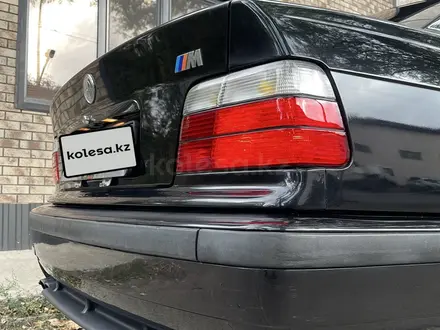 BMW 328 1998 года за 3 950 000 тг. в Алматы – фото 8