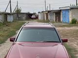 Mercedes-Benz E 230 1991 года за 1 800 000 тг. в Уральск – фото 2