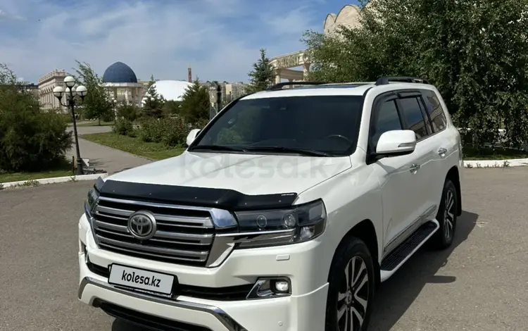 Toyota Land Cruiser 2017 годаүшін31 000 000 тг. в Уральск