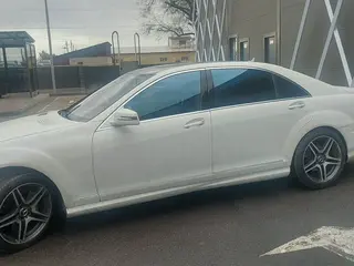 Mercedes-Benz S 500