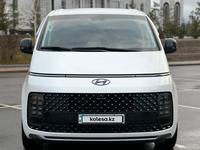 Hyundai Staria 2022 годаfor22 500 000 тг. в Астана